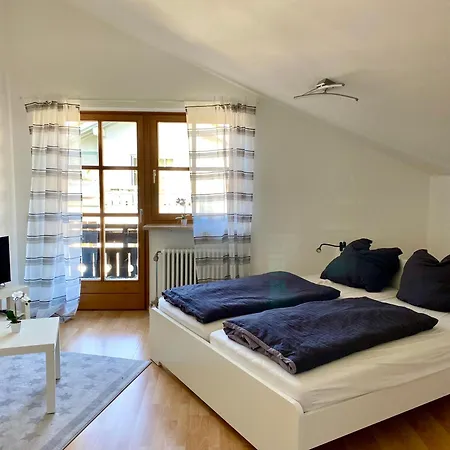 Sabine's Mit Bergblick Am Chiemsee Apartment